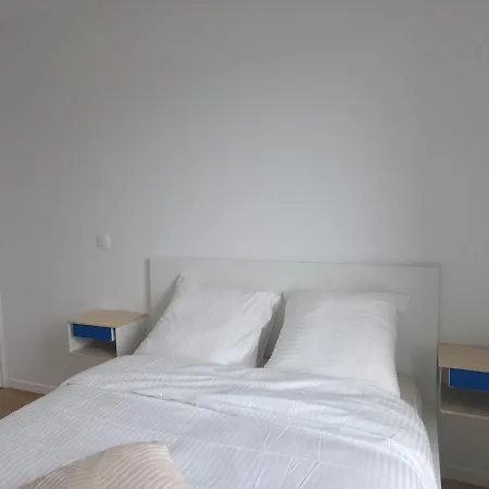 Moderne Et Spacieux Acces Direct Rer Appartement *